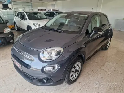 Usado Fiat 500X 95 CV (69 kW) 2022 Gris SUV