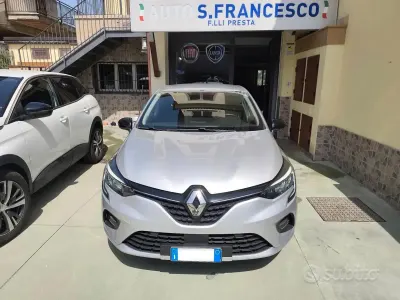 Usata Renault Clio V Evolution 101 CV (74 kW) 2023 Grigio Berlina