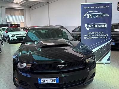 Usata Ford Mustang 305 CV (224 kW) 2012 Nero Coupé