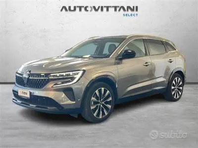 Usata Renault Austral Techno 131 CV (96 kW) 2023 Gray SUV