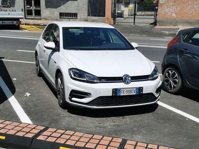 Usata VW Golf VII Sport 116 CV (85 kW) 2017 Bianco Berlina