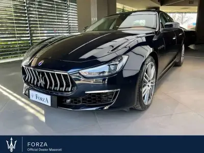 Usata Maserati Ghibli GranLusso 430 CV (316 kW) 2020 Blu nobile Berlina