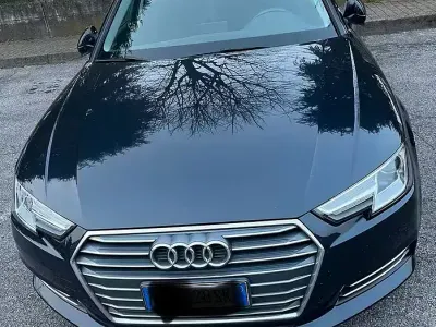 Usata Audi A4 150 CV (110 kW) 2018 Bluazzurro Station wagon