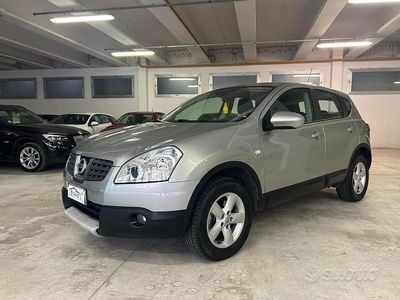 Usata Nissan Qashqai Tekna 114 CV (83 kW) 2008 Grigio SUV