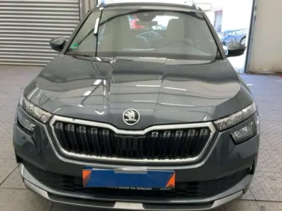 Używany Skoda Kamiq Style 90 KM (66 kW) 2021 Szary SUV