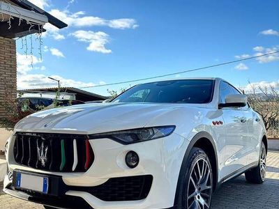 usata Maserati GranSport Levante 3.0 V6275cv