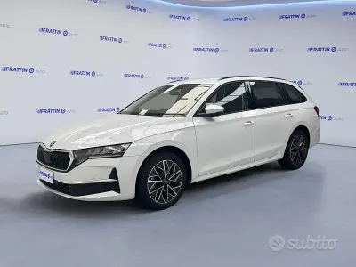 Usata Skoda Octavia Executive 150 CV (110 kW) 2025 Bianco met Station wagon