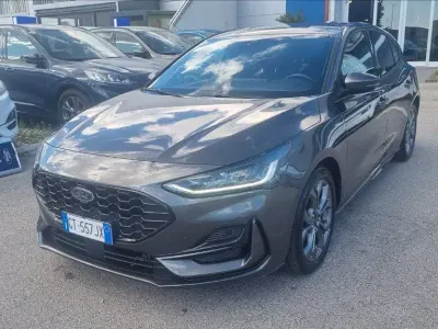 Usata Ford Focus ST-Line 125 CV (91 kW) 2024 Magnetic Berlina