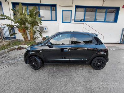 Usata Renault Twingo Urban Night 2023 Nero Utilitaria