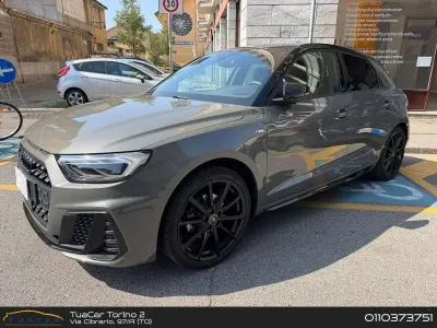 Usata Audi A1 S-Line 110 CV (80 kW) 2022 Grigio SUV
