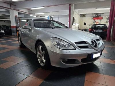 Usata Mercedes SLK350 272 CV (200 kW) 2005 Argento Cabrio