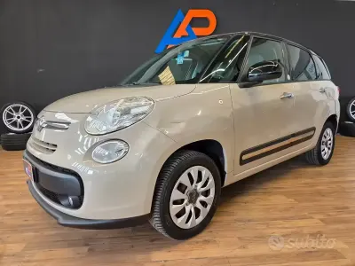 Gebraucht Fiat 500L Living 80 PS (58 kW) 2013 Braun Van / Kleinbus