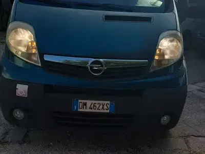 Usata Opel Vivaro 146 CV (107 kW) 2007 Monovolume