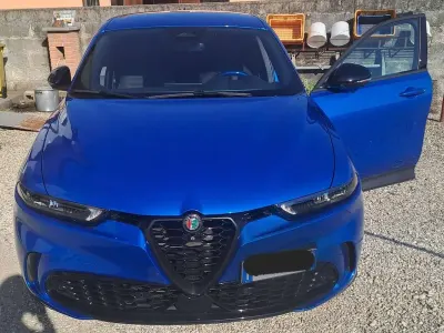 Usata Alfa Romeo Tonale Sprint 131 CV (96 kW) 2024 Blu/azzurro SUV