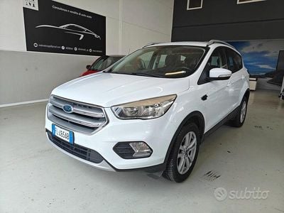 Bianco Usata 2017 Ford Kuga Business Edition SUV | 11.250 € (Ottimo prezzo)