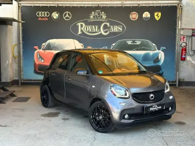 Begagnad Smart ForFour Edition #1 71 HK (52 kW) 2015 Grå Halvkombi