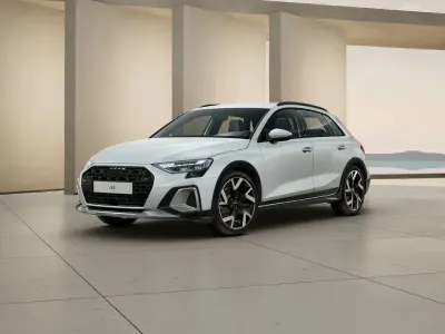 Nuova Audi A3 Comfort 150 CV (110 kW) 2026 Bianco ghiacciaio metallizzato Berlina