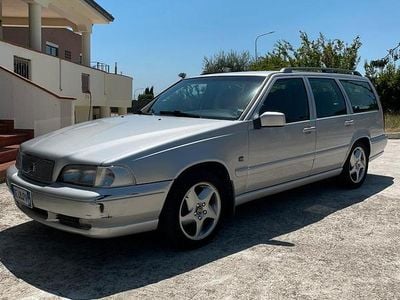 Usata Volvo V70 140 CV (102 kW) 1999 Grigio Station wagon