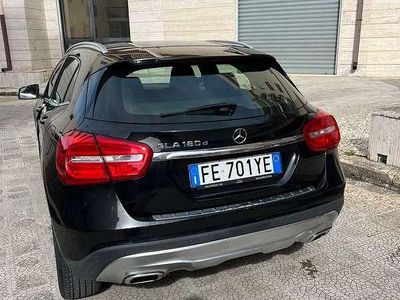 Usata Mercedes GLA180 109 CV (80 kW) 2016 Nero SUV