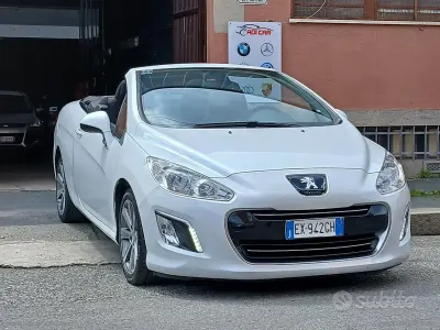 Begagnad Peugeot 308 Allure 156 HK (114 kW) 2014 Vit Sportkupé