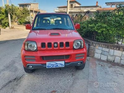 Usata Suzuki Jimny 86 CV (63 kW) 2008 Rosso SUV