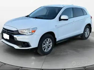 Begagnad Mitsubishi ASX Invite 116 HK (85 kW) 2014 Vit SUV