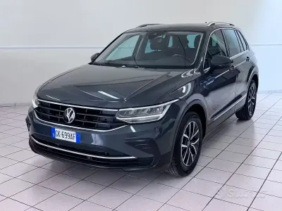 Usata VW Tiguan 122 CV (89 kW) 2022 Grigio SUV