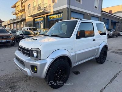 Usata Suzuki Jimny 86 CV (63 kW) 2016 Bianco SUV