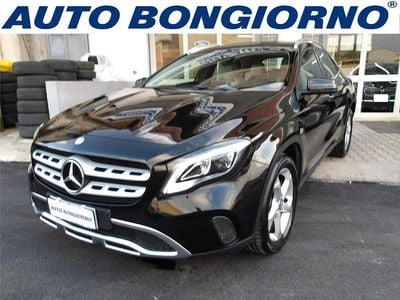 Occasion Mercedes GLA200 136 ch (100 kW) 2017 Violet SUV