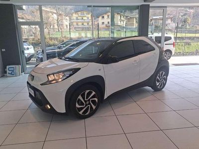 Usata Toyota Aygo X Trend 72 CV (52 kW) 2025 Bianco SUV