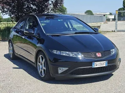 Usata Honda Civic Executive 140 CV (102 kW) 2009 Nero Berlina