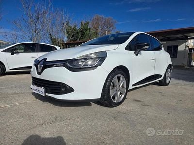 Usata Renault Clio IV 75 CV (55 kW) 2013 Bianco Berlina