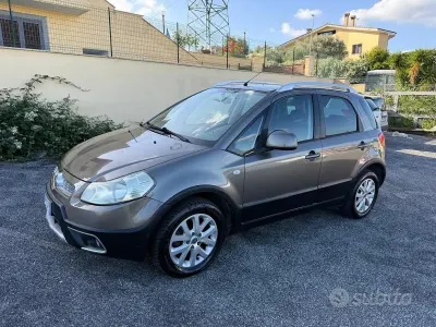 Begagnad Fiat Sedici Emotion 120 HK (88 kW) 2012 Brun SUV