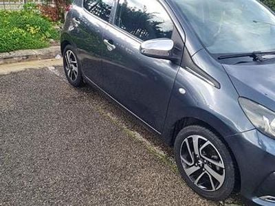 Usata Peugeot 108 Allure 82 CV (60 kW) 2017 Grigio Utilitaria