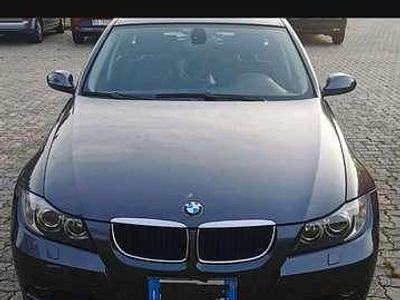 Begagnad BMW 318 129 HK (94 kW) 2007 Kombi