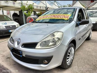 usata Renault Clio 1.5 diesel anno 2008