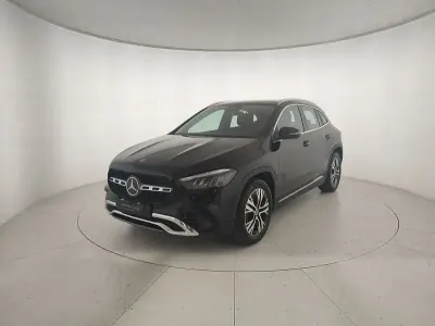 Usata Mercedes GLA200 Advanced 150 CV (110 kW) 2025 Nero SUV