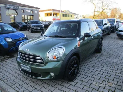 Usata Mini Cooper D Countryman 111 CV (81 kW) 2015 Verde SUV