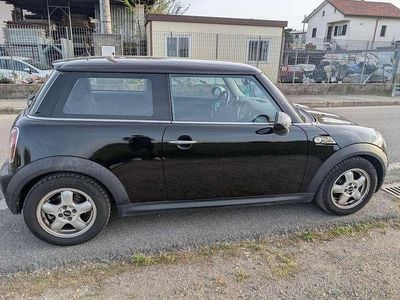 Begagnad Mini ONE 75 HK (55 kW) 2009 Halvkombi