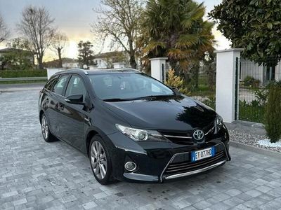 usata Toyota Auris Hybrid 1.8 Hybrid 5 porte Lounge