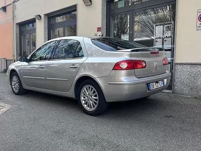 Usata Renault Laguna II Initiale 170 CV (125 kW) 2006 Grigio Berlina