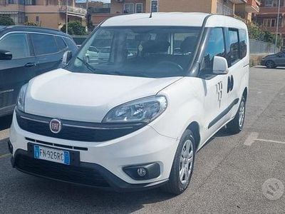 Usata Fiat Doblò 105 CV (77 kW) 2018 Bianco Monovolume
