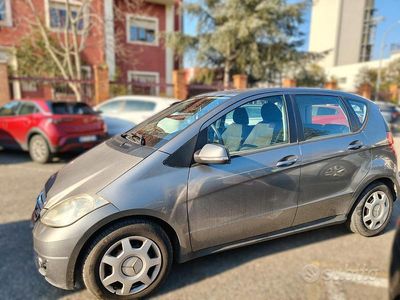 Usata Mercedes A160 82 CV (60 kW) 2010 Grigio Berlina