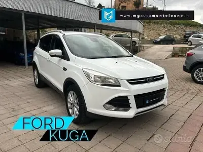 Usata Ford Kuga 120 CV (88 kW) 2016 Bianco SUV