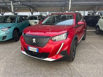 Usata Peugeot 2008 Allure 131 CV (96 kW) 2021 Rosso SUV