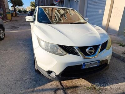Usata Nissan Qashqai 110 CV (80 kW) 2016 Bianco SUV