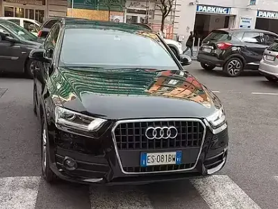 Begagnad Audi Q3 S-Line 140 HK (102 kW) 2013 Svart SUV