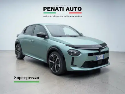 Usata Lancia Ypsilon 110 CV (80 kW) 2025 Verde Utilitaria