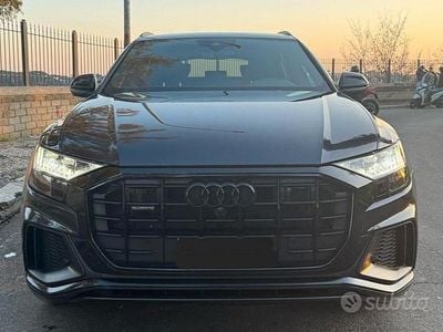 Usata Audi Q8 Sport 286 CV (210 kW) 2022 Blu SUV