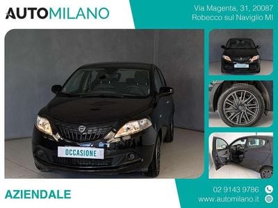 Usata Lancia Ypsilon Silver 70 CV (51 kW) 2023 Nero Utilitaria